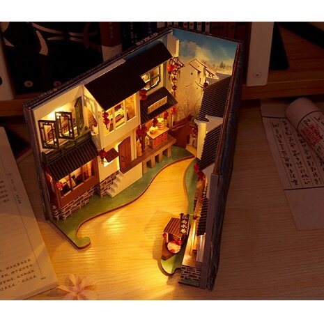 Miniatur-DIY-Haus Book Nook TC10 (einschließlich Beleuchtung und Staubschutzhülle)