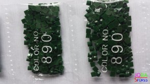 Nummer 890 vierkante steentjes (klein)